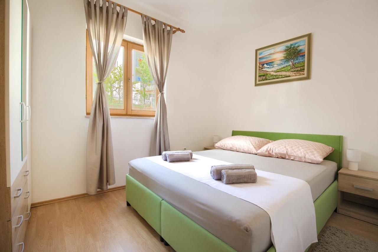 Ferienwohnung Apartman Andi Pula Exterior foto